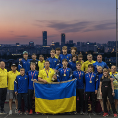 Украинские борцы с медалями