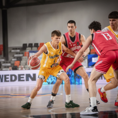 Ukraine’s U-20 Team Crushes Georgia in EuroBasket Opener