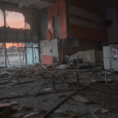 Бомбардировка ТРЦ в Сумах, пострадало 14 человек