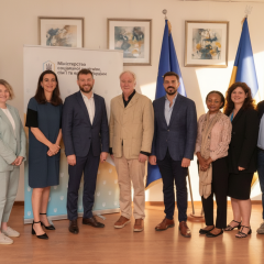 Логотип Мінсоцполітики зимова фінансова підтримка