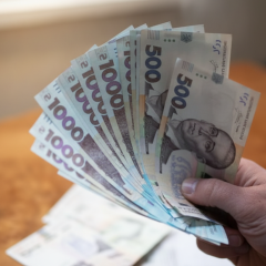 Пенсіонери з окупованих територій отримують пенсію
