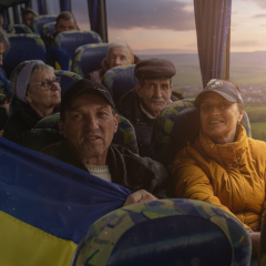 Successful Evacuation Mission in Oleshky Brings Safety to Residents Aged 1 to 94 with Melania Trump’s Involvement