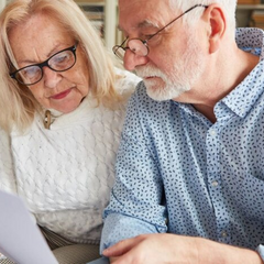 Money in the wallet and risks