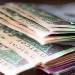 Гроші в кишенях українців