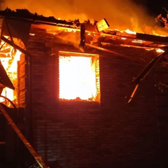 Здание огня во время атаки