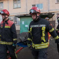 Рятувальники на місці події в Києві