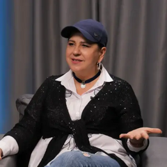 романтична картинка пари на фоні закату