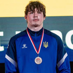 Украинский боксер Слесарев чемпион Европы U-19