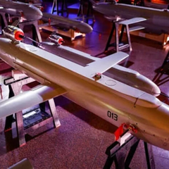 Український літак збройно атакує Росію