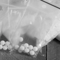 Десятки людей погибли из-за интернет-магазина лекарств