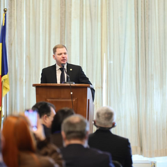 Українська делегація презентує план відбудови