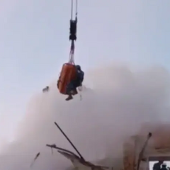 Рятувальники дістали постраждалого з-під завалів