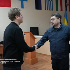 Норвегійська мінно-пошукова собака в Україні