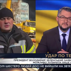 Рятувальники прибирають завали на будівлі