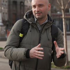 Медик Майдану на фронті: Революція Гідності