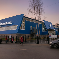 Тренерка бере гроші у батьків