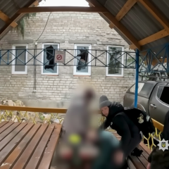 Поліцейські парамедики знищують FPV-дрон