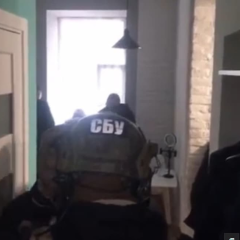 Обшук у антивакцинатора в Львові