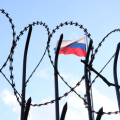 Венгрия выдвинула условия продления санкций ЕС против России