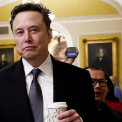 Маск в кабінеті комплексу Білого дому