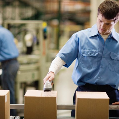 Люди, що шукають роботу в Німеччині