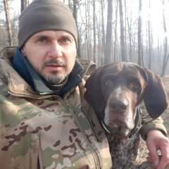 Олег Сенцов с улыбкой на передовой