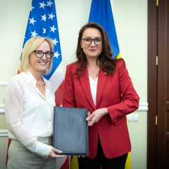 Україна та США підписали нові угоди