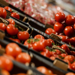 Майские цены на помидоры: рекордные скидки