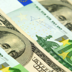 Курс долара і євро в вересні