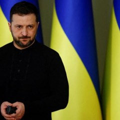 Зеленский обсуждает безопасность Украины