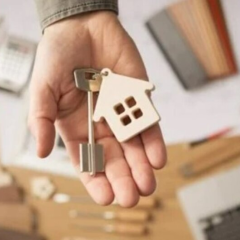 Зображення: людина, підпис — іпотека та програма єОселя