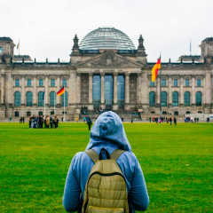 Українські біженці отримали полегшення при вступі