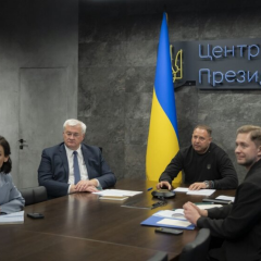 Ермак обсуждает с Виткоффом и Келлогом перемирие