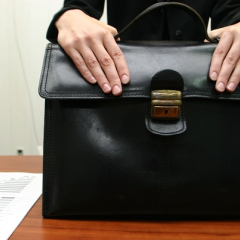 Чиновники обговорюють новий закон