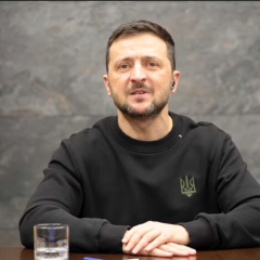 Зеленский рассказывает о Фицо перед Давосом