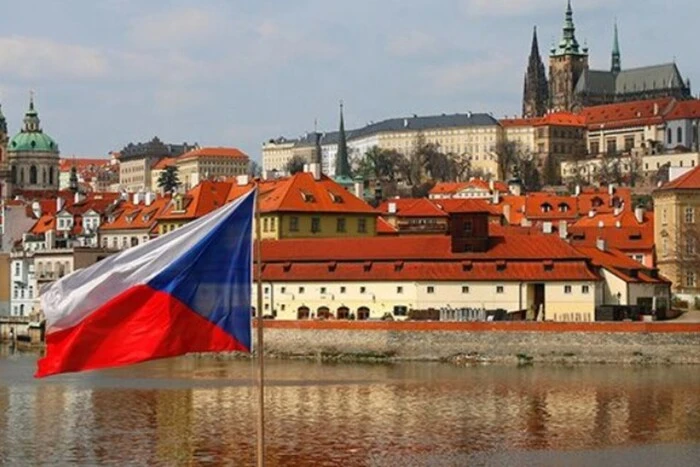 Отношение чехов к Украине и России