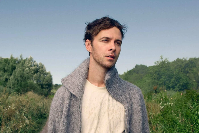 Макс Барских представил новую песню