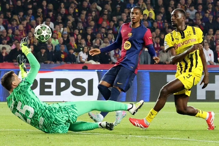 Победа ПСЖ в воле и разгром Барселоны