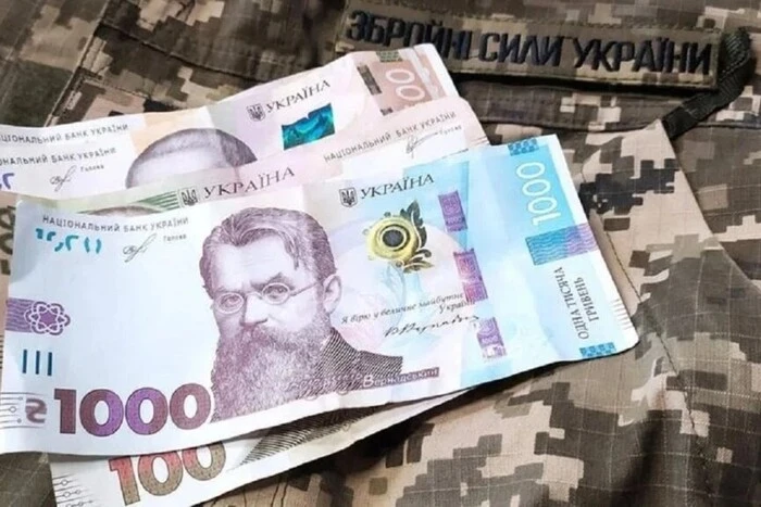 Розповідь Умєрова про нововведення для військових