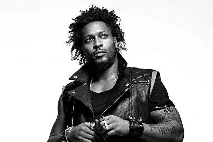 Помер легендарний співак у Нью-Йорку