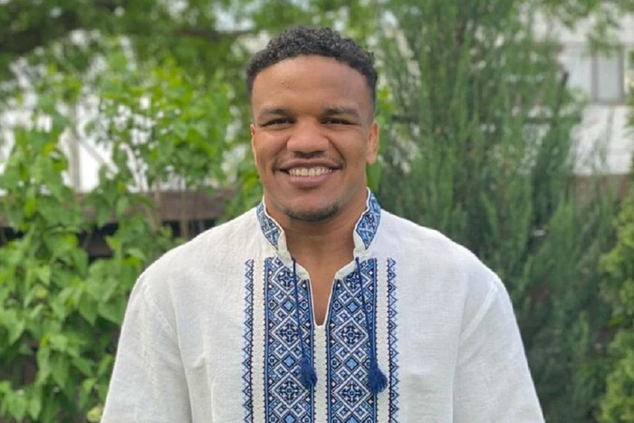 Жан Беленюк розповів, як мами врятували від голоду