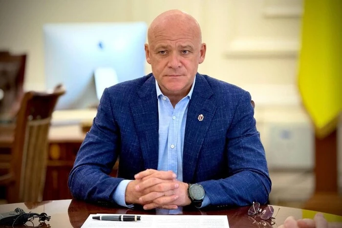 10 років українці намагалися скинути Труханова. Хронологія петицій до президентів