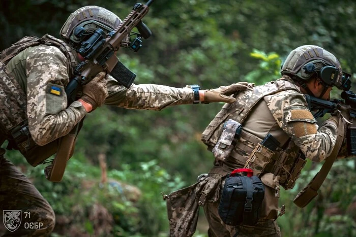 Окупанты уменьшили количество штурмов на Сумском направлении