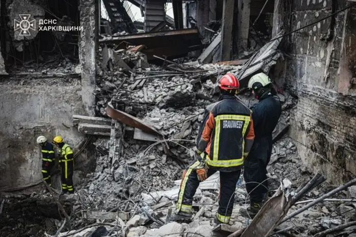 Пожар в Харькове: ликвидация после атаки РФ