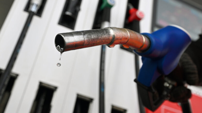 Паника на АЗС из-за бензин-убийцы