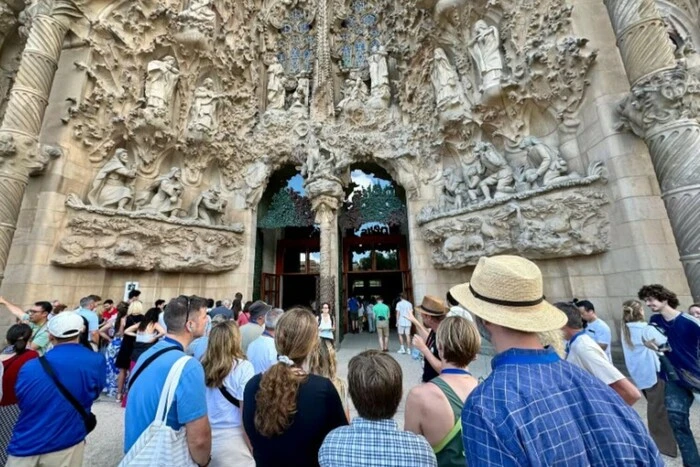 Самая популярная достопримечательность в мире