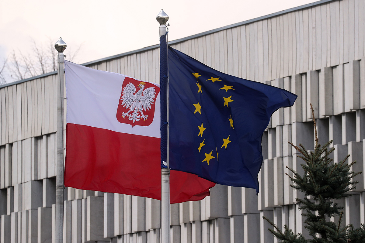 Счета российского посольства заблокированы. Финансирование терроризма