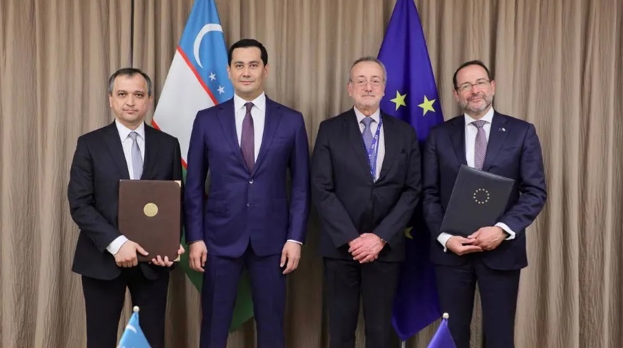 Україна та Узбекистан підписали партнерську угоду