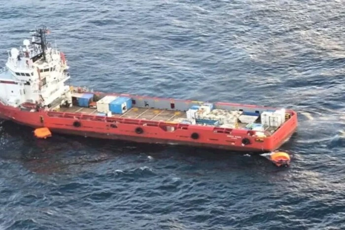 Затонуло судно с украинскими моряками