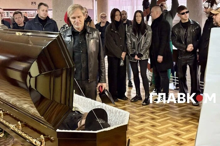 Скрипка та фагот на похоронах Дизеля з Green Grey